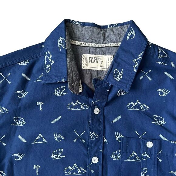 Free Planet Shirt Men's Size S Button Up Cotton Blend‎ Short Sleeve Navy - Picture 3 of 7